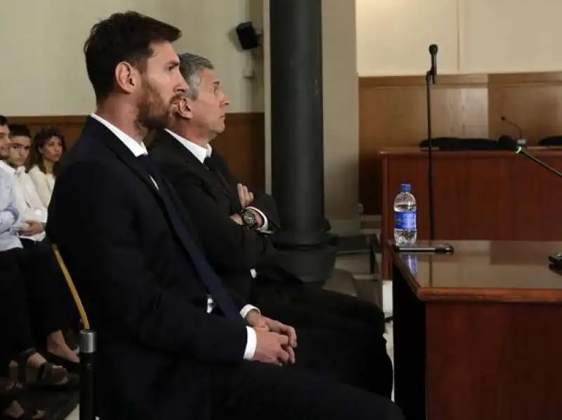 MESSI A PROCESSO