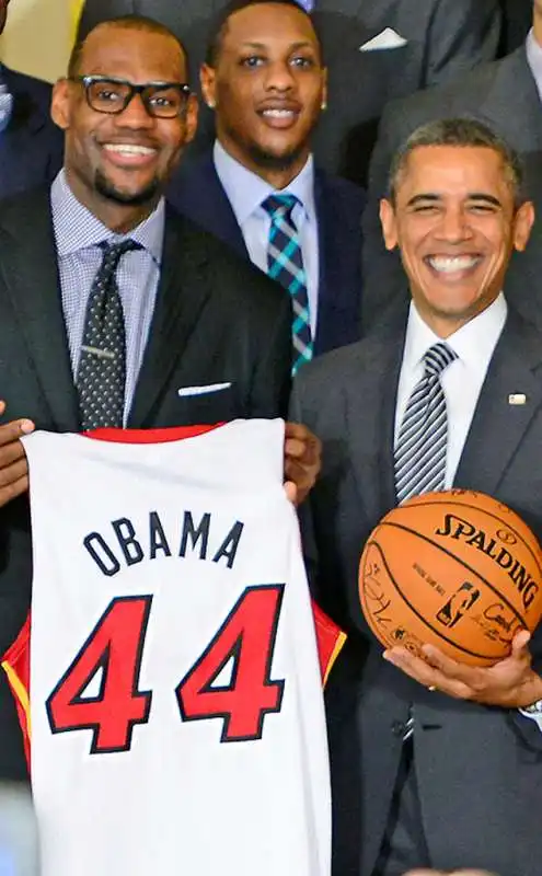 OBAMA LEBRON