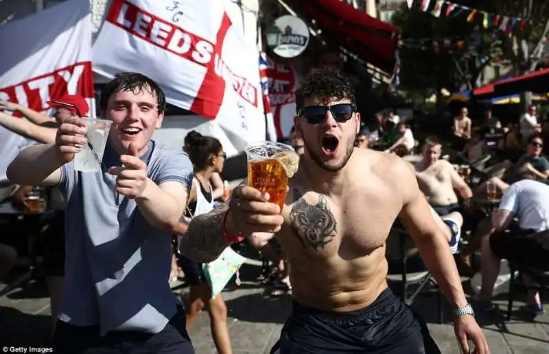 scontri inglesi francesi a marsiglia 14