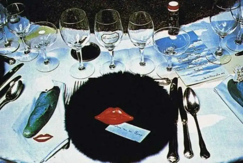 servizio cena illuminati ball