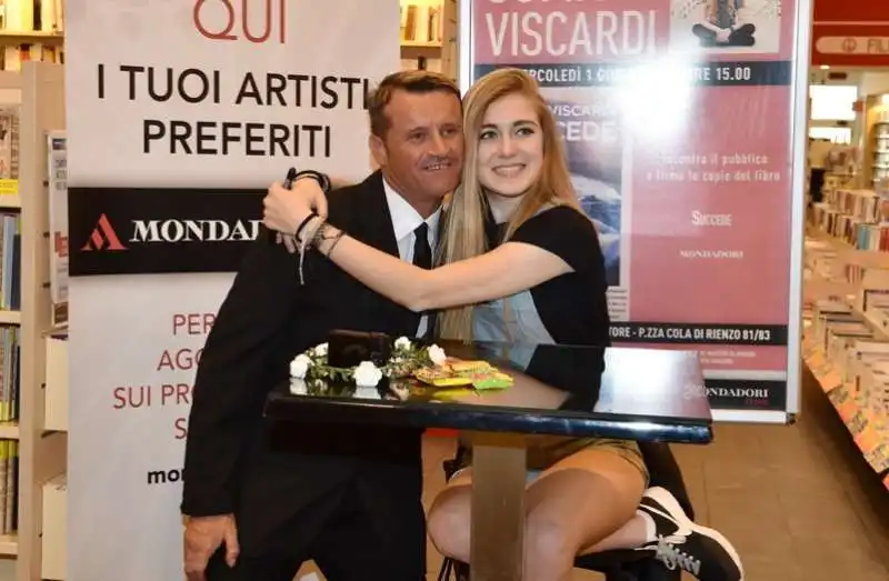 sofia viscardi e alessandro cancellieri security man