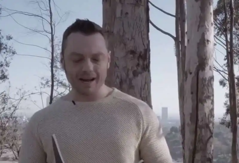 TIZIANO FERRO NEL VIDEO DI SOSTEGNO AL GAY PRIDE A LATINA