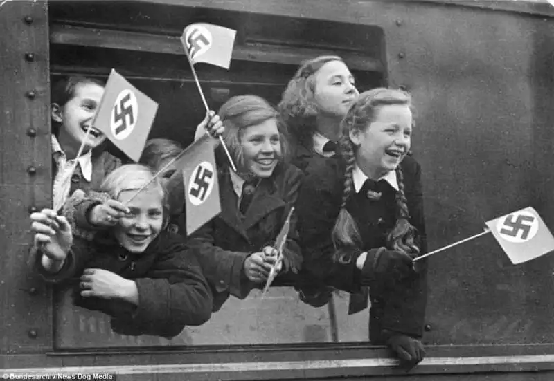 bimbi evacuati da berlino nel 1940