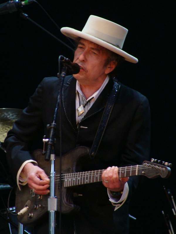 BOB DYLAN