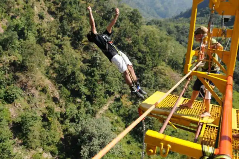 bunjee jumping 3