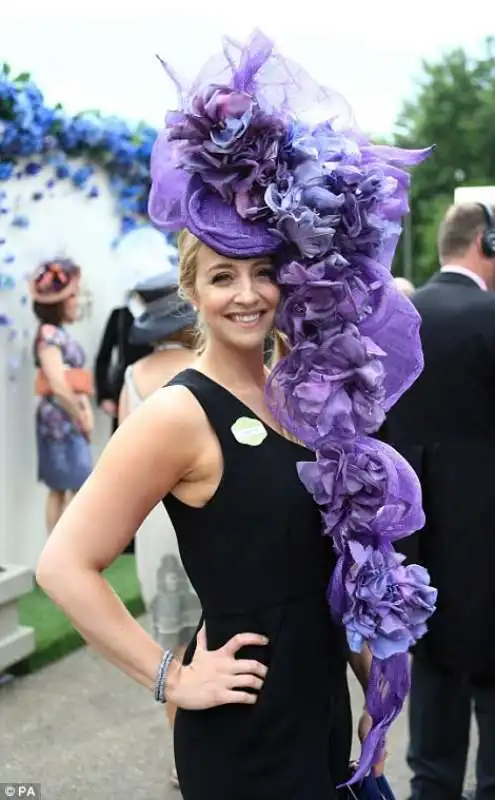 cappelli stravaganti di ascot copia 14