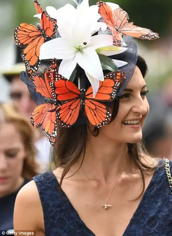 cappelli stravaganti di ascot copia 4