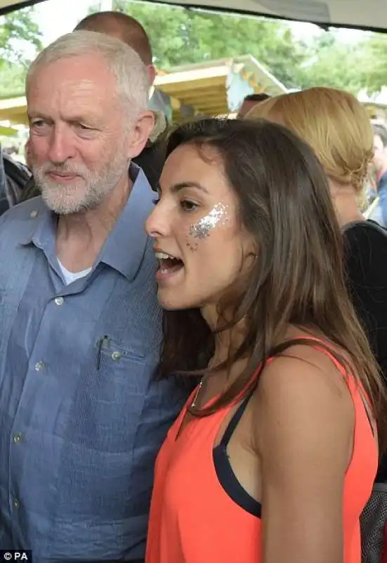 corbyn a glastonbury 2017 43