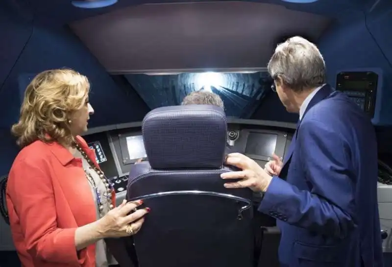 gentiloni inaugura la stazione di afragola      