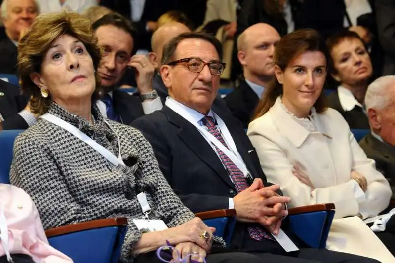 giuliana albera caprotti, vincenzo mariconda e marina sylvia caprotti