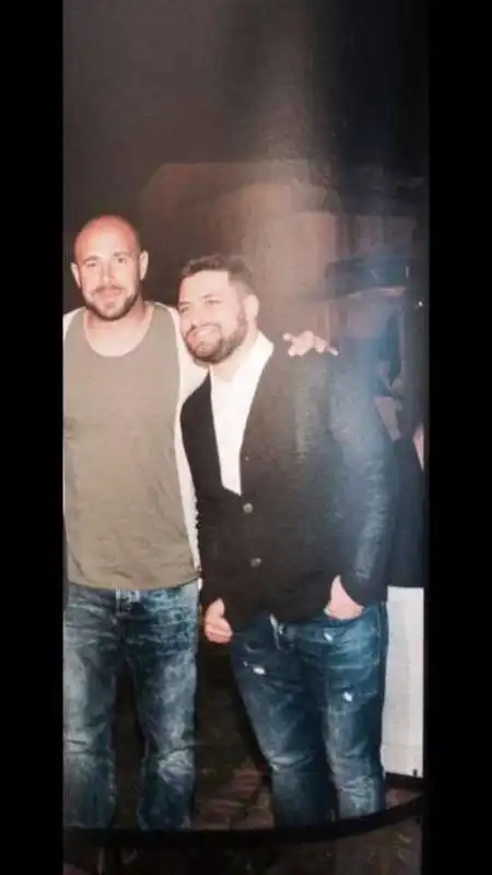 PEPE REINA CON I FRATELLI ESPOSITO E SALVATORE MAGGIO   