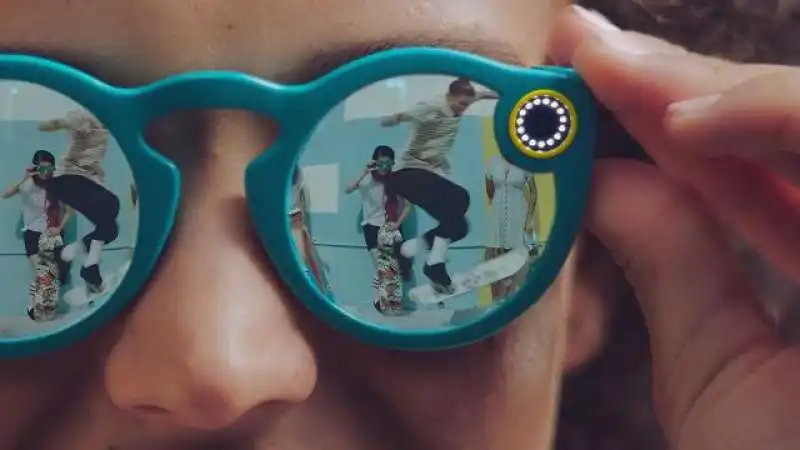 SNAPCHAT SPECTACLES