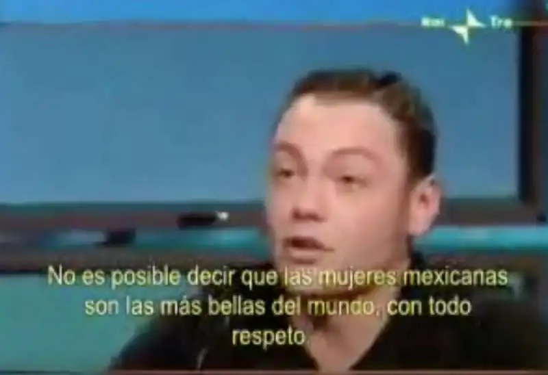 tiziano ferro sulle donne messicane coi baffi 