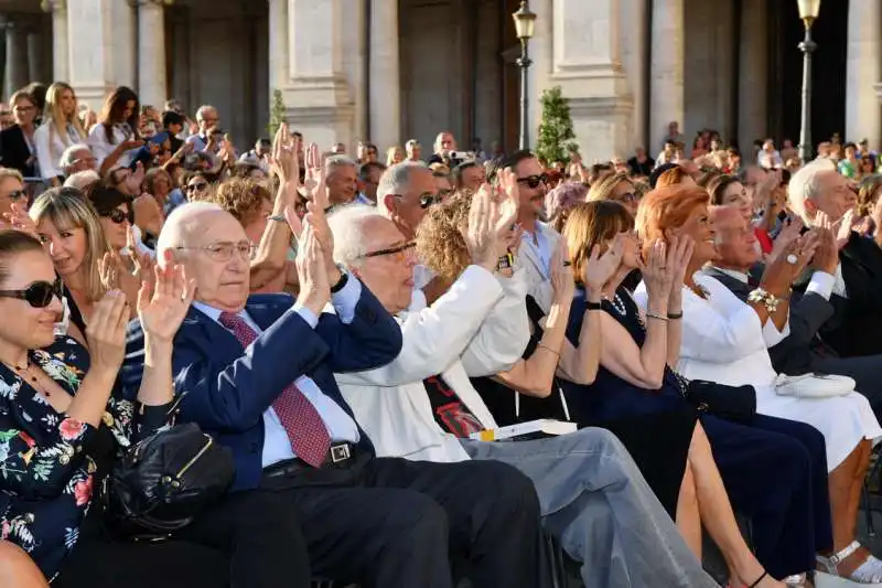 applausi per edoardo vianello