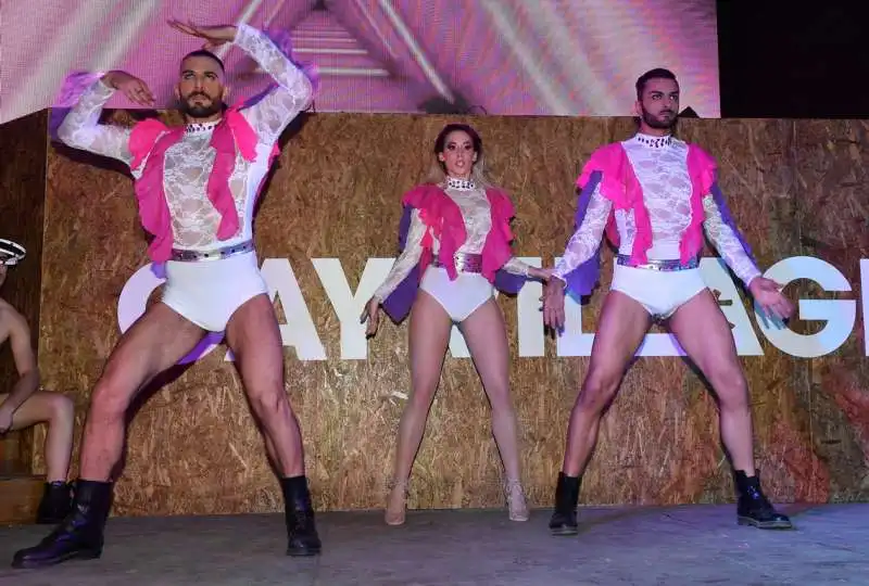 corpo di ballo del gay village (7)