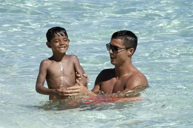 cristiano ronaldo e cristiano jr. 1