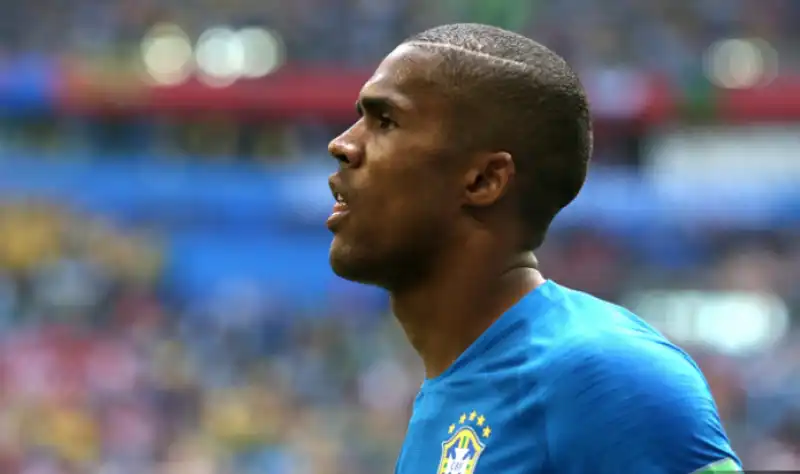 douglas costa