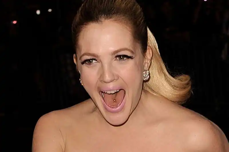 drew barrymore piercing