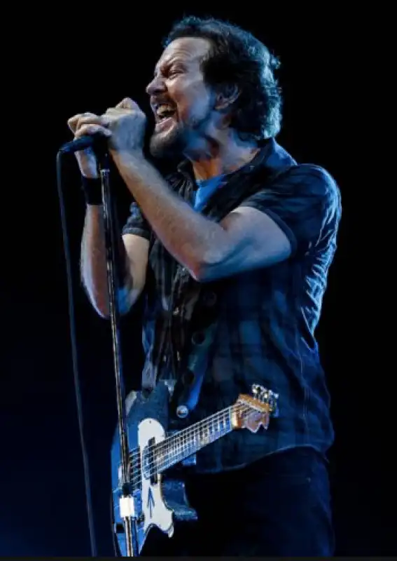 eddie vedder pearl jam