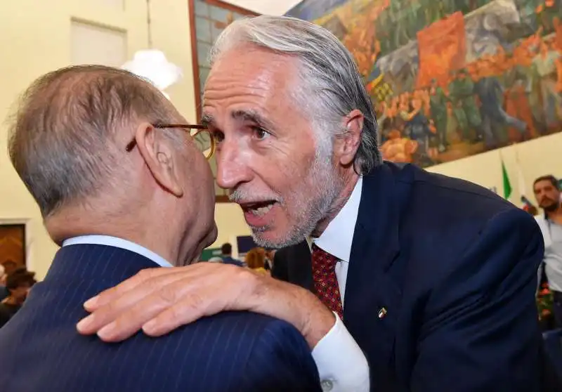 giovanni malago saluta il presidente della ferrero francesco paolo fulci