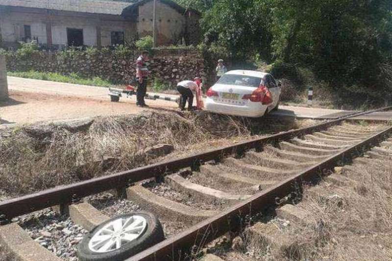 incidente a un passeggio a livello 5