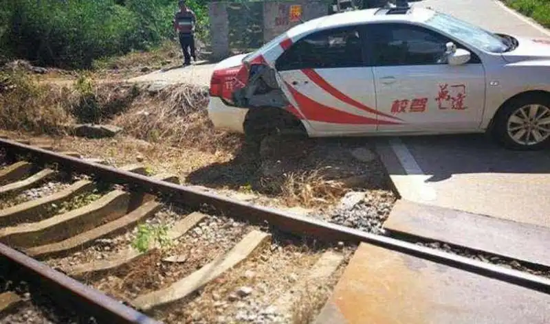 incidente a un passeggio a livello 9