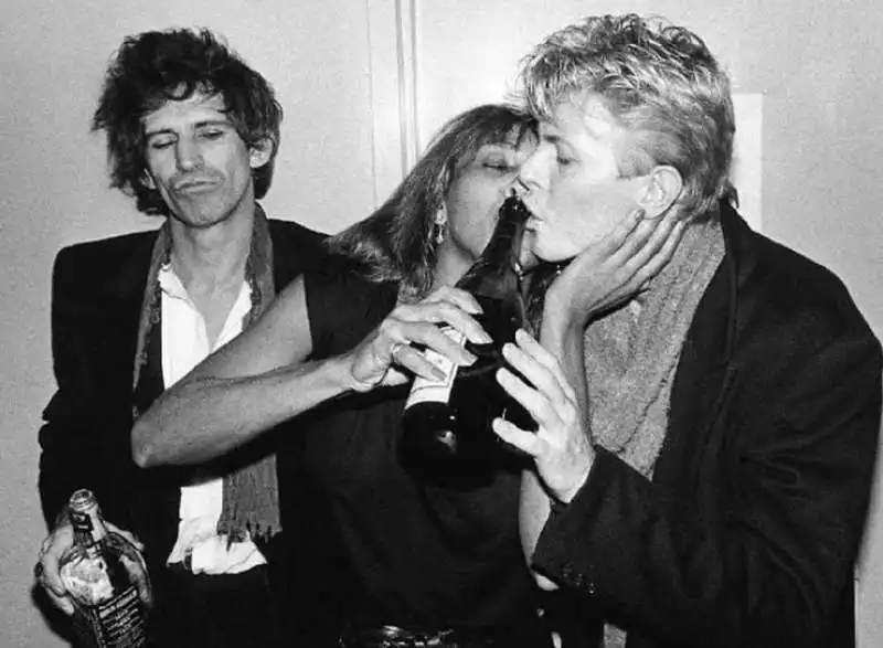 keith richards, tina turner e david bowie