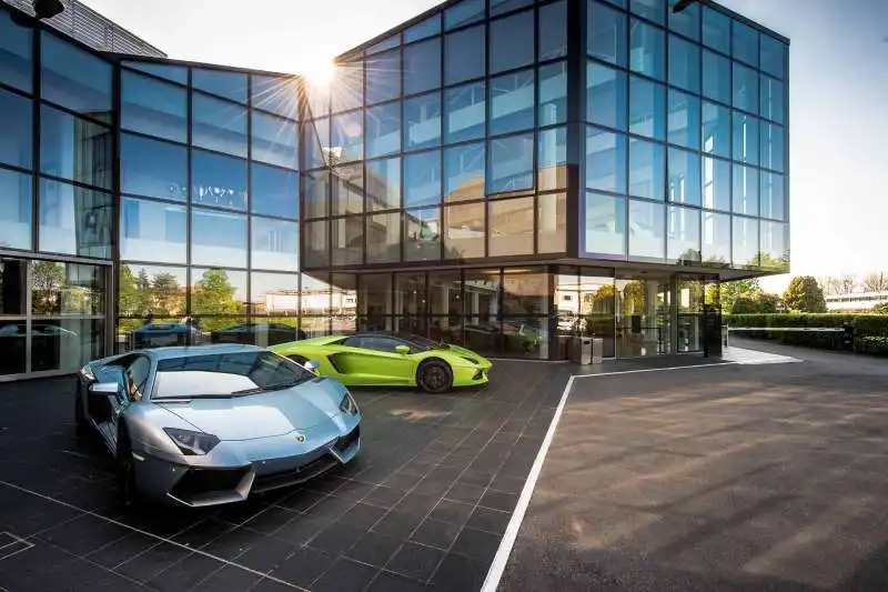 lamborghini sant'agata bolognese