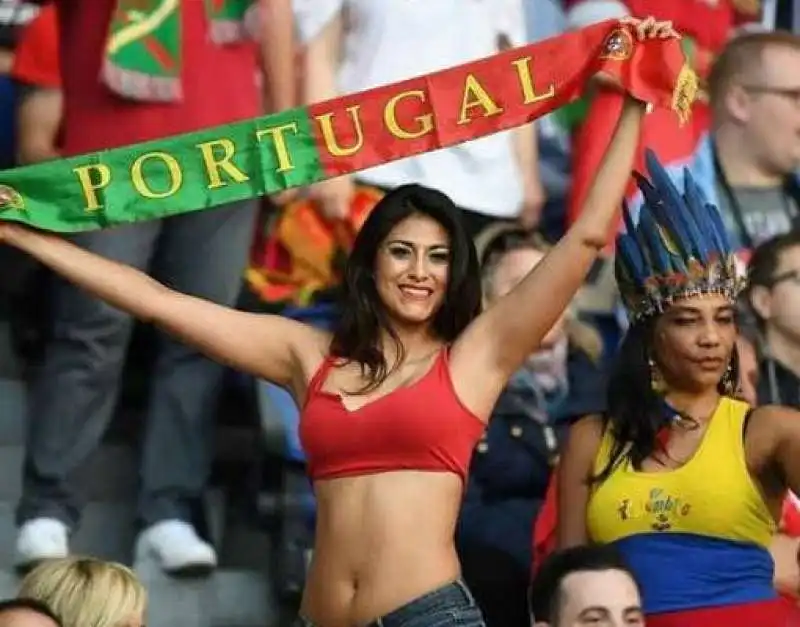 le tifose piu sexy del mondiale di russia  22