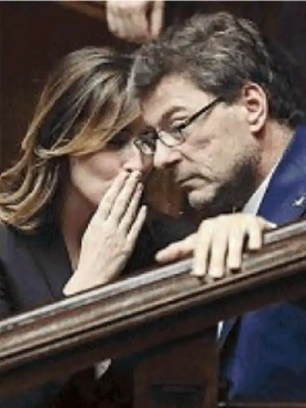 maria elena boschi e giancarlo giorgetti