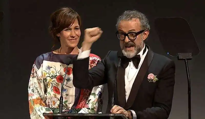 massimo bottura e la moglie lara gilmore  1