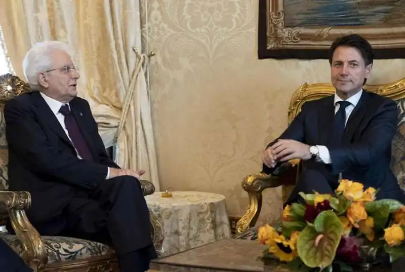 mattarella e giuseppe conte   