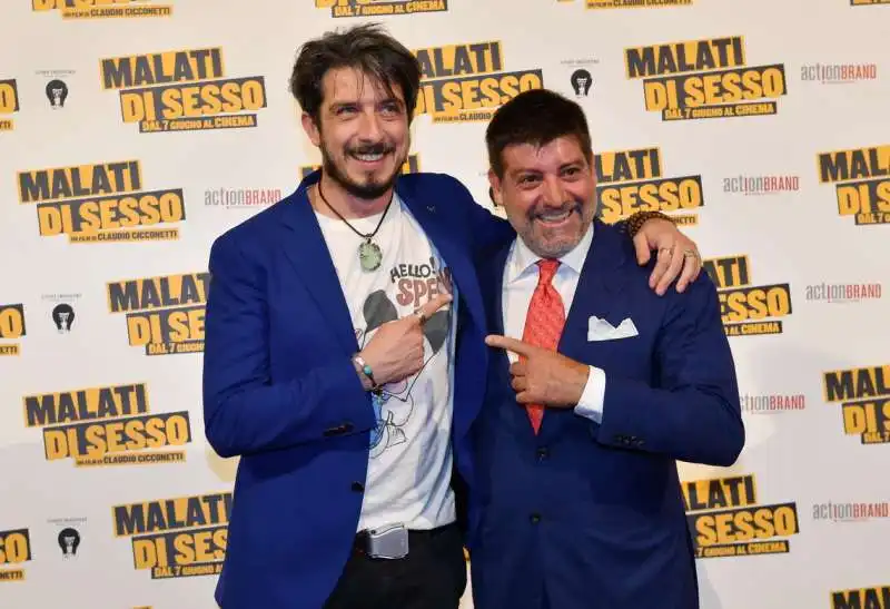 paolo ruffini con il produttore roberto capua