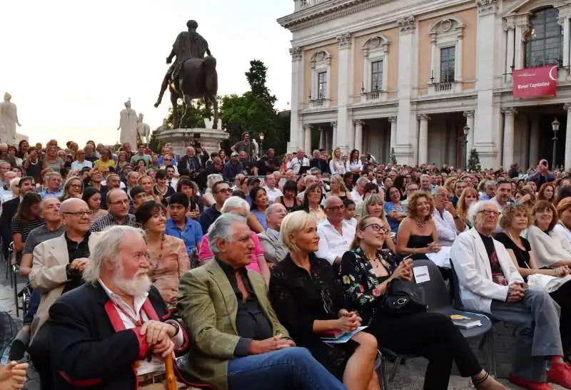 pubblico al concerto di edoardo vianello (4)