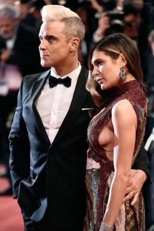 robbie williams e ayda 3