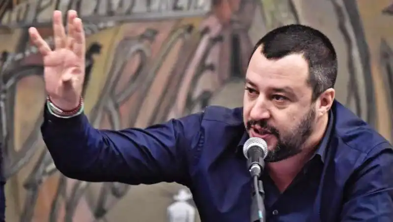 salvini blu