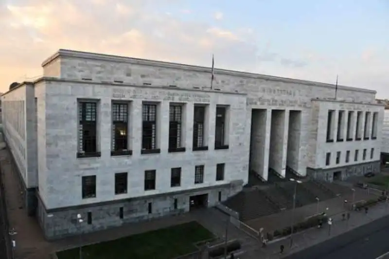 tribunale milano