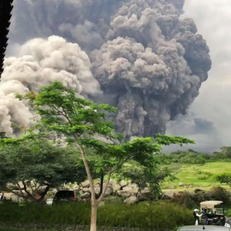 vulcano de fuego guatemala 19