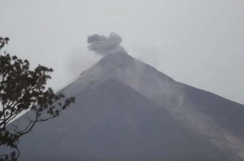 vulcano de fuego guatemala 2