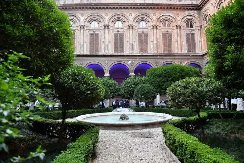 chiostro di palazzo doria pamphili