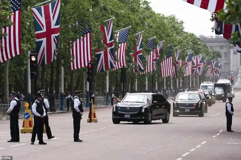 donald trump a londra 17