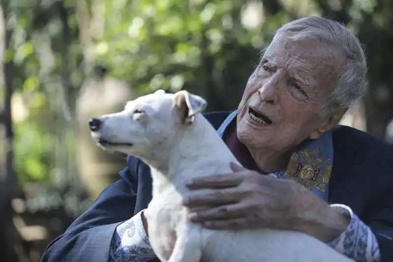 franco zeffirelli nella sua casa museo sull'appia antica 12