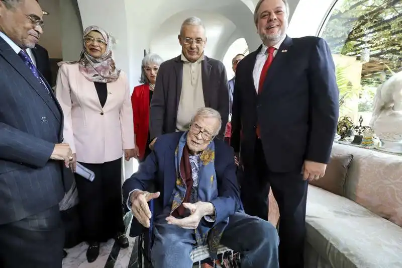 franco zeffirelli nella sua casa museo sull'appia antica 4