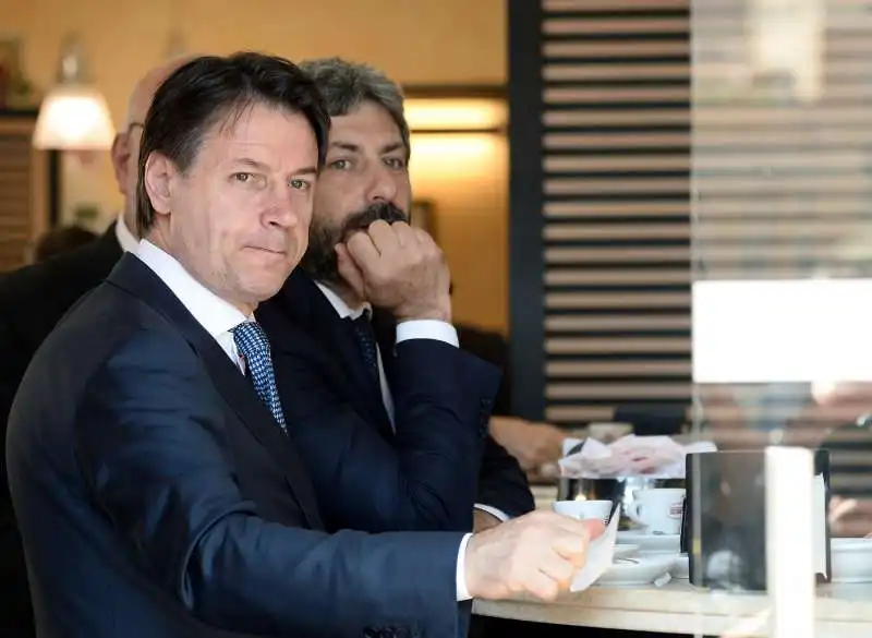 giuseppe conte e roberto fico