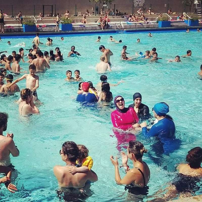 grenoble multa dopo il tuffo in burkini 2