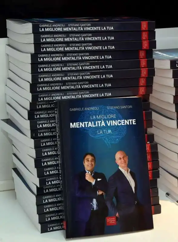 libro presentato (2)