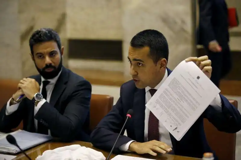 luigi di maio incontra i vertici whirpool 1