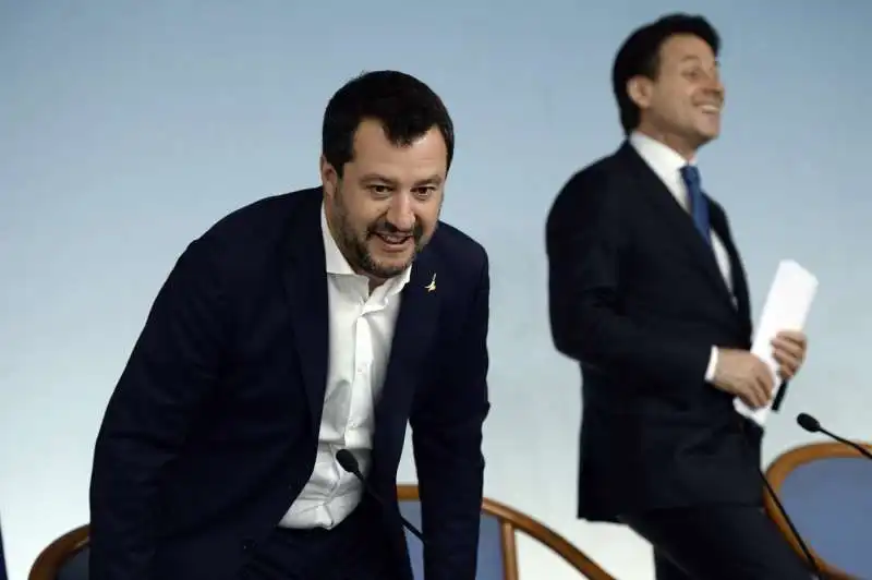 matteo salvini e giuseppe conte   approvazione decreto sicurezza bis