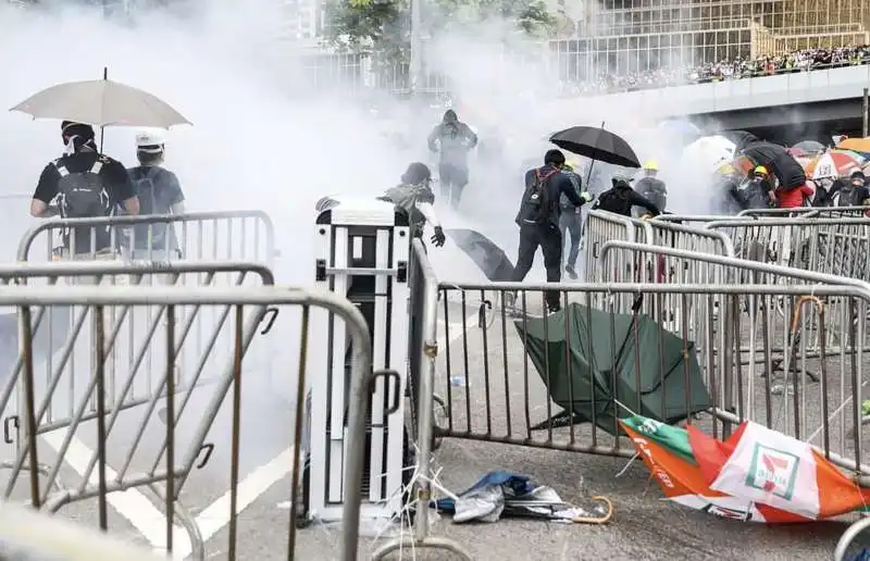 proteste a hong kong per la legge sull'estradizione in cina 10