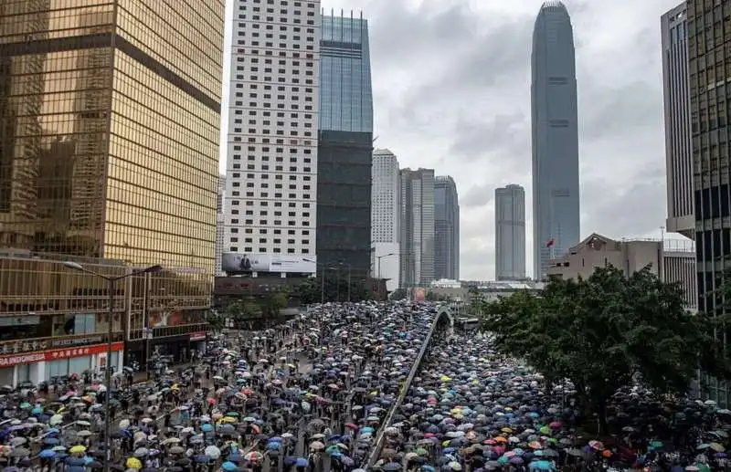 proteste a hong kong per la legge sull'estradizione in cina 27